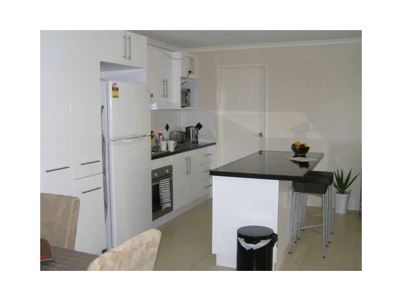 2/6 Fonda Place, Oxenford QLD 4210