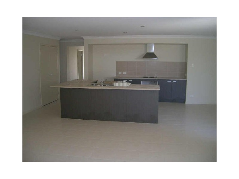 15 Drafters Crescent, Upper Coomera QLD 4209