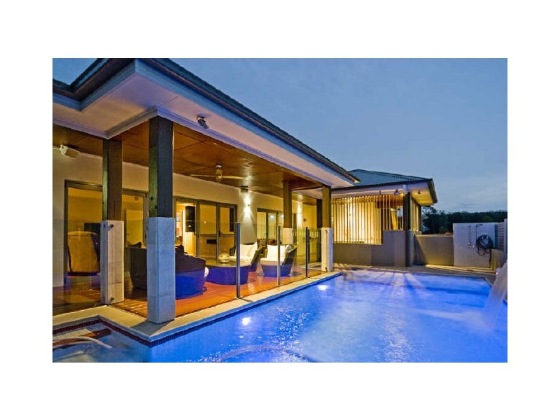 5 Slipstream Road, Coomera Waters QLD 4209