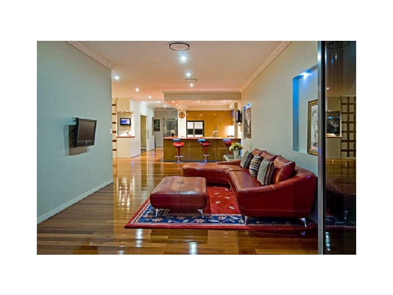 5 Slipstream Road, Coomera Waters QLD 4209