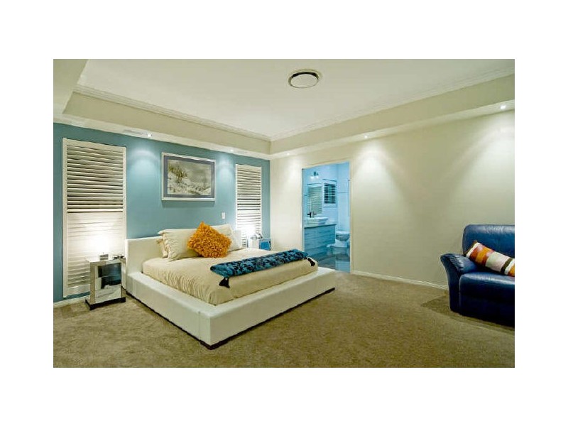 5 Slipstream Road, Coomera Waters QLD 4209