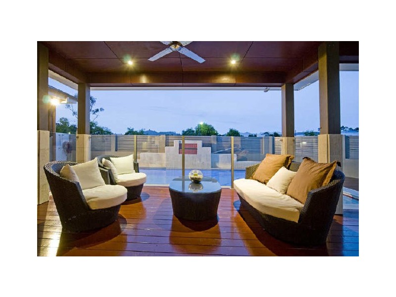 5 Slipstream Road, Coomera Waters QLD 4209