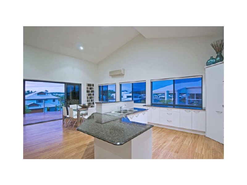 15 Buccaneer Way, Coomera QLD 4209