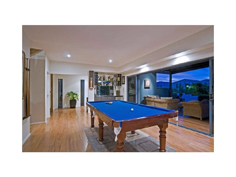 15 Buccaneer Way, Coomera QLD 4209