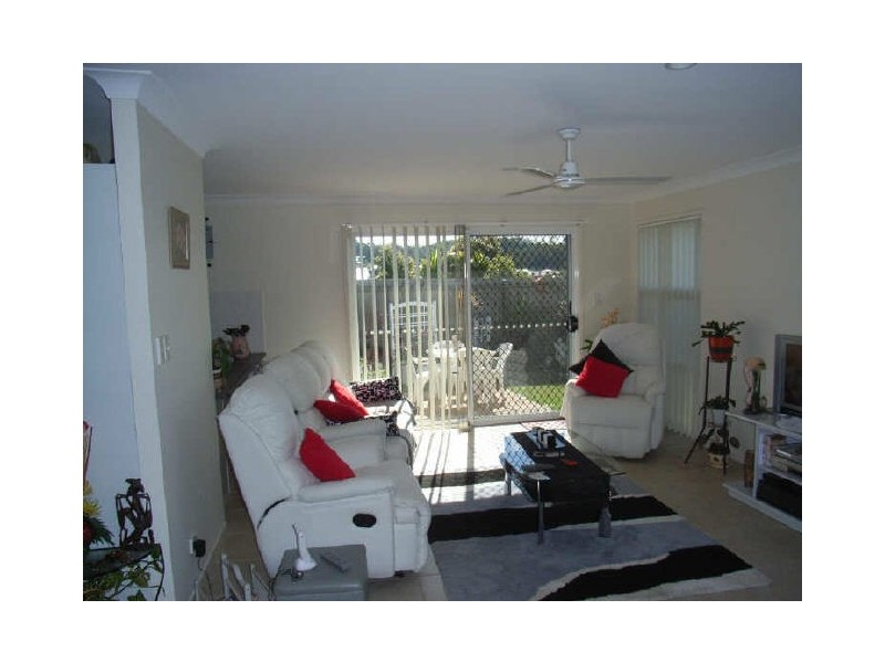 2/5 Appletree Street, Upper Coomera QLD 4209