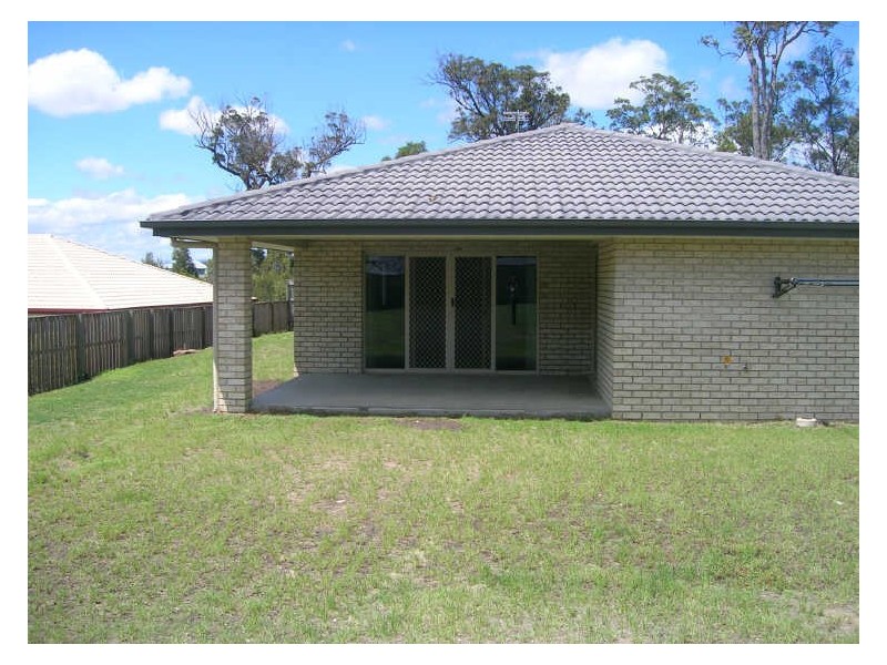 16 Habitat Way, Coomera QLD 4209