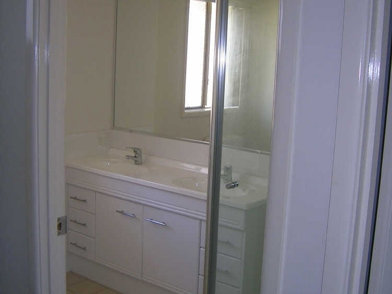 16 Habitat Way, Coomera QLD 4209