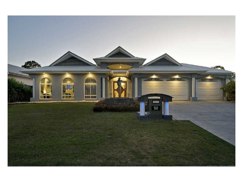 14 Sailaway Court, Coomera Waters QLD 4209