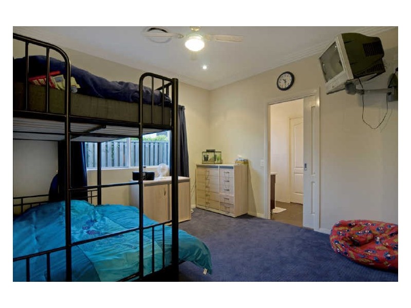14 Sailaway Court, Coomera Waters QLD 4209