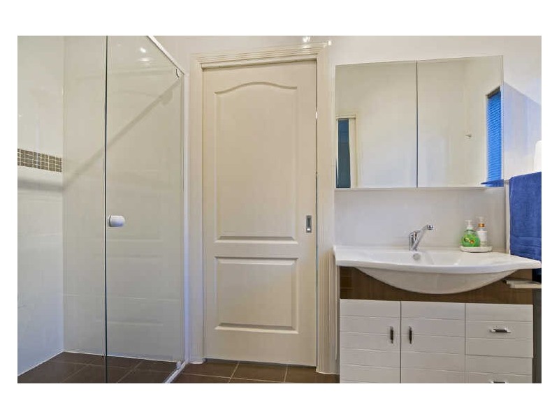 14 Sailaway Court, Coomera Waters QLD 4209