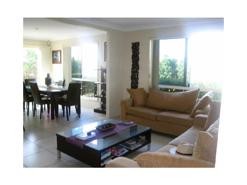 2/2 Ridgemont Street, Upper Coomera QLD 4209