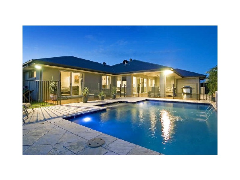 24 Zeus Circuit, Coomera Waters QLD 4209
