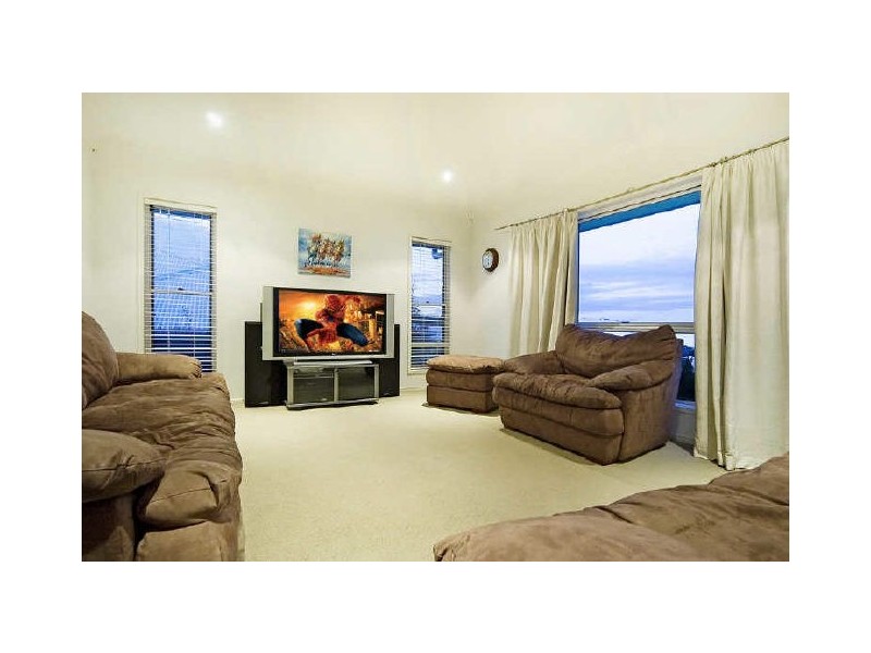 24 Zeus Circuit, Coomera Waters QLD 4209