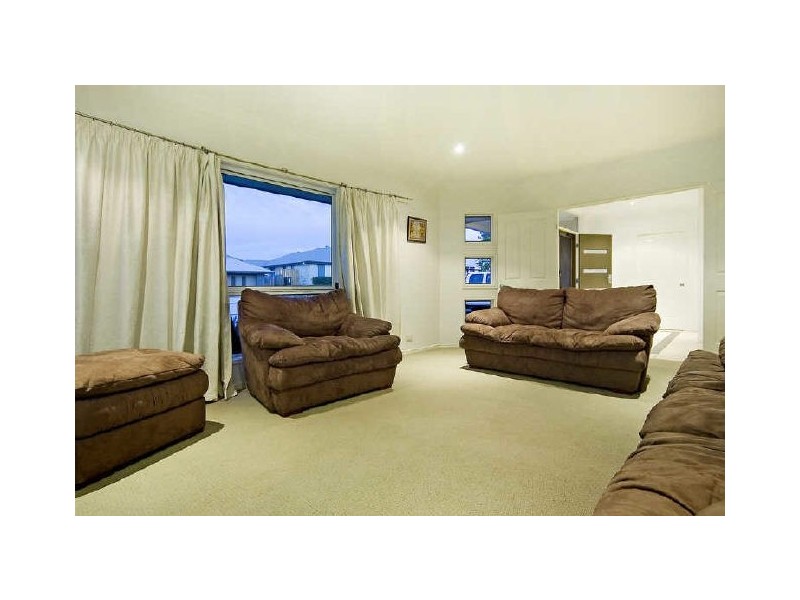 24 Zeus Circuit, Coomera Waters QLD 4209