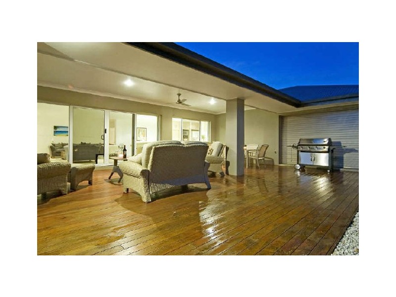 24 Zeus Circuit, Coomera Waters QLD 4209