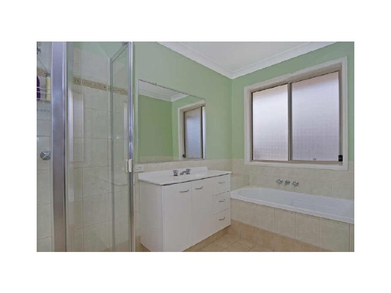 20 Bushgum Crescent, Upper Coomera QLD 4209