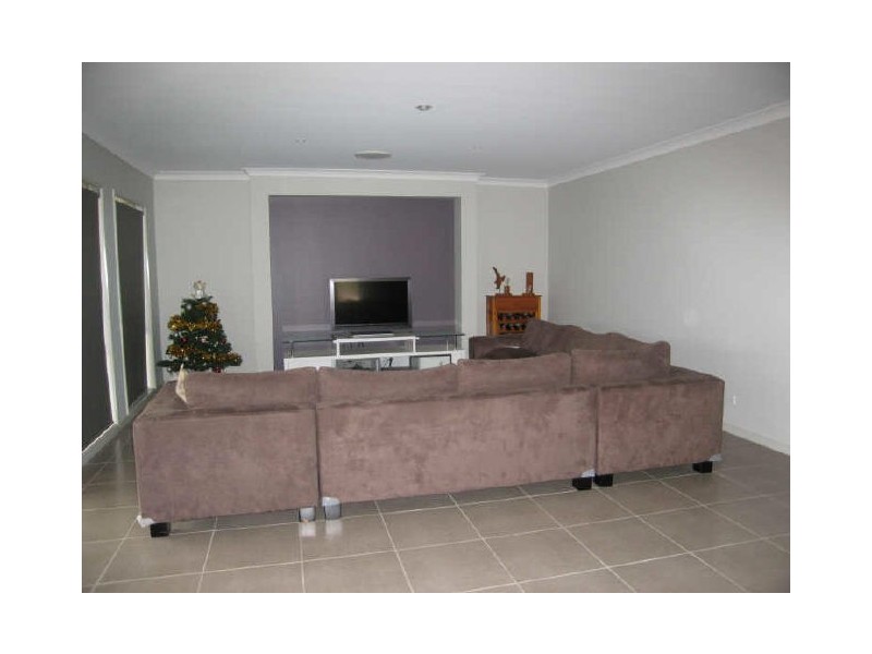 40 Peregrine Crescent, Coomera QLD 4209