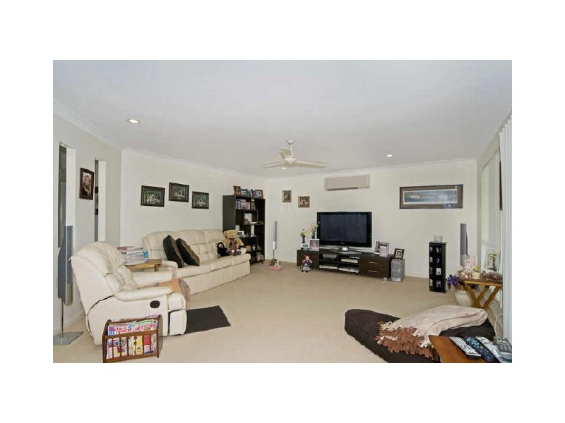 42 Forest Oak Drive, Upper Coomera QLD 4209