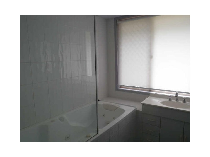 6 Papaya Court, Nerang QLD 4211