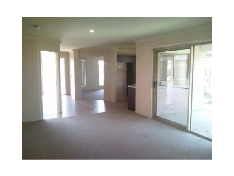 16 Blossom Street, Pimpama QLD 4209