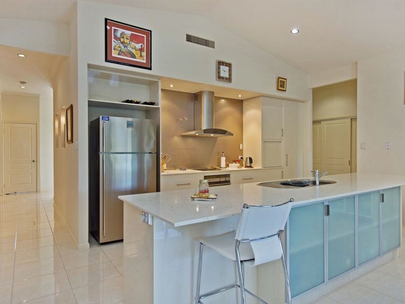 10 Oceanblue Rise, Upper Coomera QLD 4209