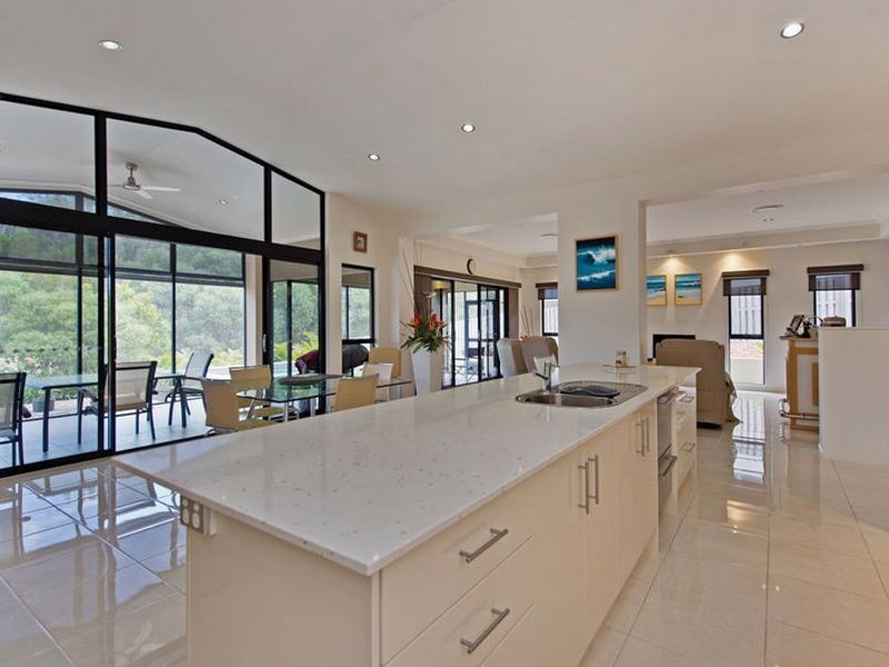 10 Oceanblue Rise, Upper Coomera QLD 4209