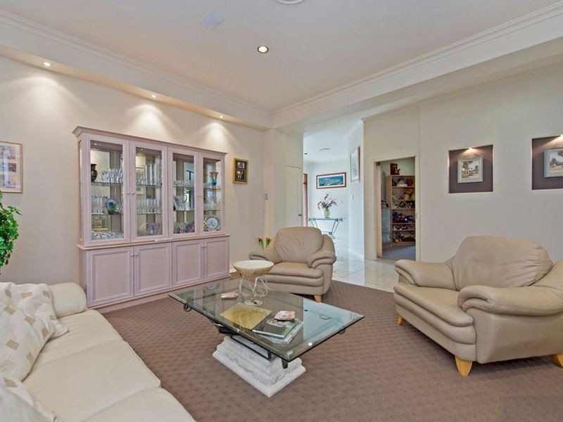 10 Oceanblue Rise, Upper Coomera QLD 4209