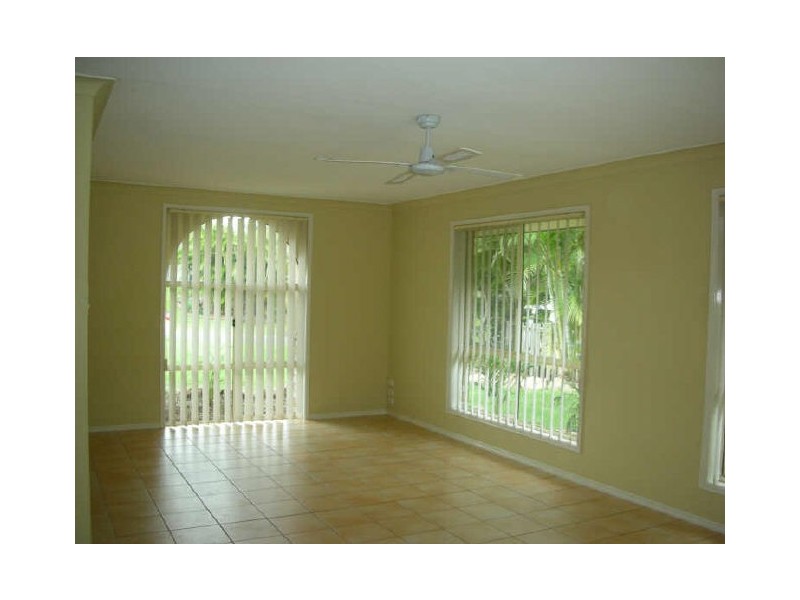 4 Reindeer Street, Upper Coomera QLD 4209