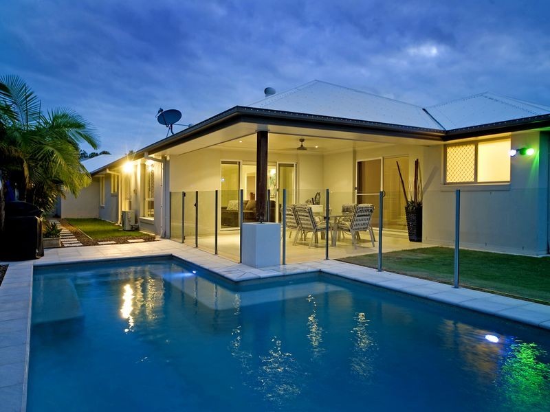 18 Beau Geste Place, Coomera Waters QLD 4209