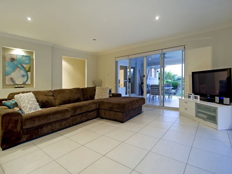 18 Beau Geste Place, Coomera Waters QLD 4209
