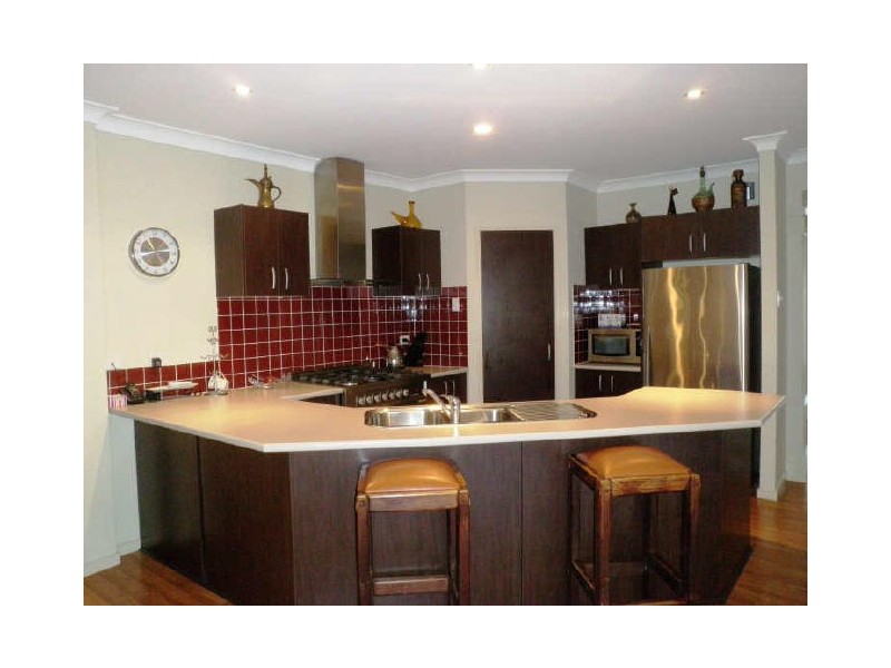 30 Picnic Creek Dr, Coomera QLD 4209