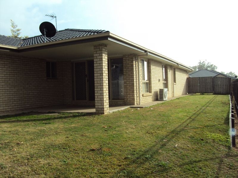 5 Habitat Way, Pimpama QLD 4209