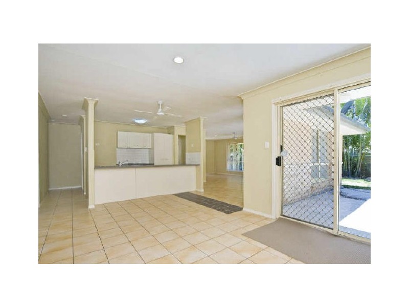 4 Reindeer Street, Upper Coomera QLD 4209
