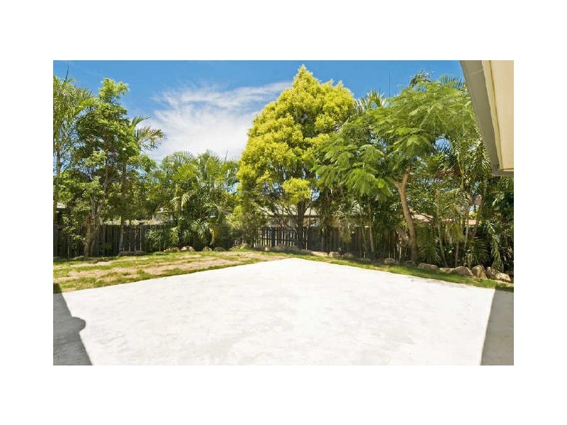 4 Reindeer Street, Upper Coomera QLD 4209