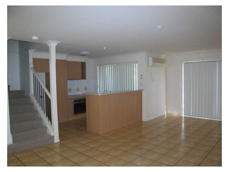 1/1 Secondary Street, Upper Coomera QLD 4209