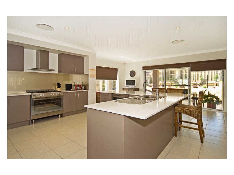 38 Picnic Creek Drive, Coomera QLD 4209