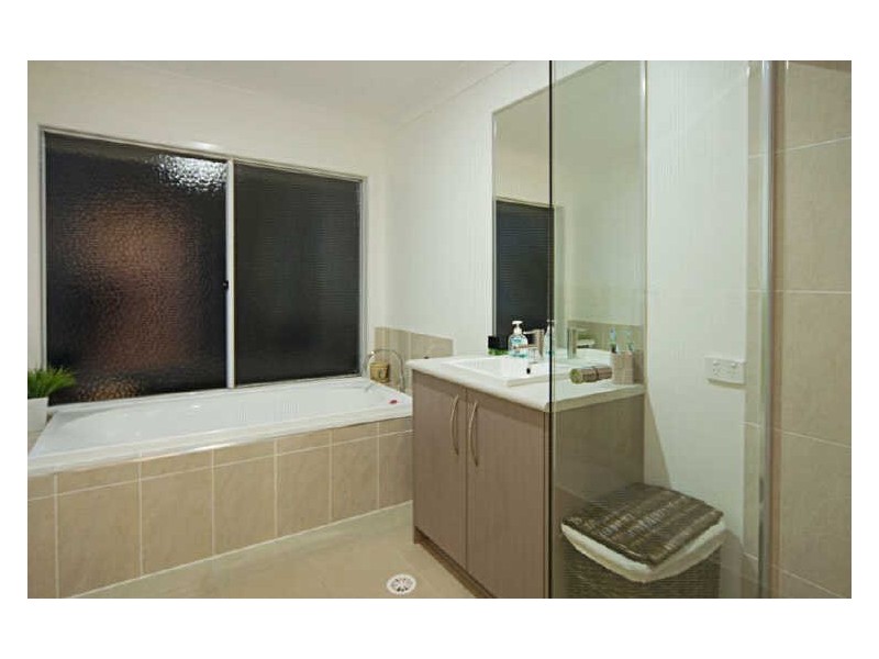 38 Picnic Creek Drive, Coomera QLD 4209