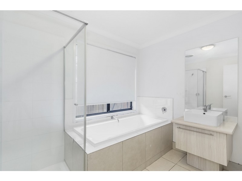 11 Lilly Pilly Drive, Coomera QLD 4209