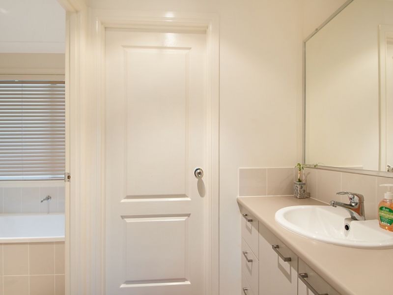 10 Serin Street, Upper Coomera QLD 4209