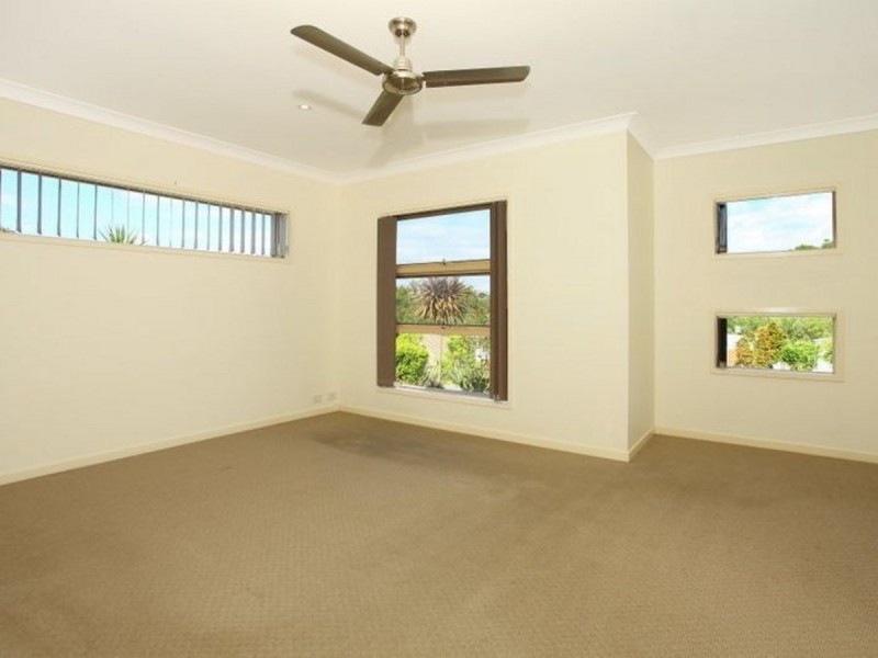 3 Garigal Court, Upper Coomera QLD 4209