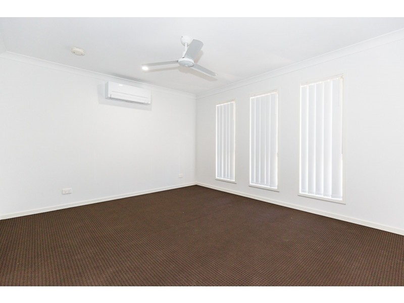 18 Harvard Street, Pimpama QLD 4209