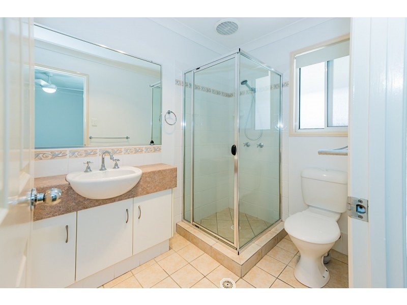 1/11 Merton Drive, Upper Coomera QLD 4209