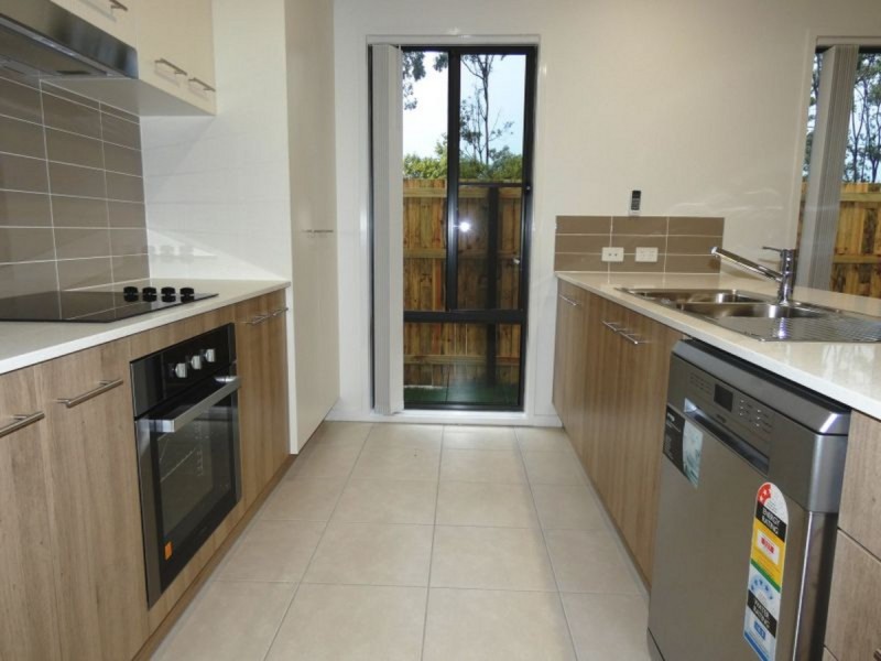 3 Perry Place, Coomera QLD 4209