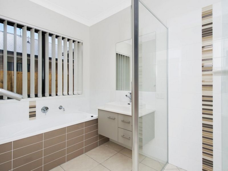 3 Perry Place, Coomera QLD 4209