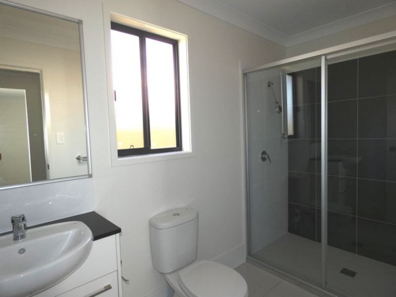 95 Flora Terrace, Pimpama QLD 4209