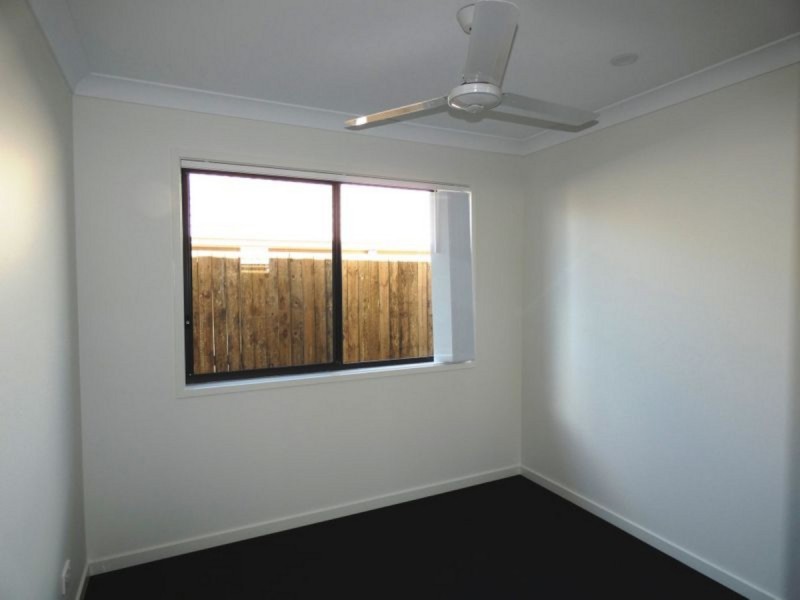 95 Flora Terrace, Pimpama QLD 4209