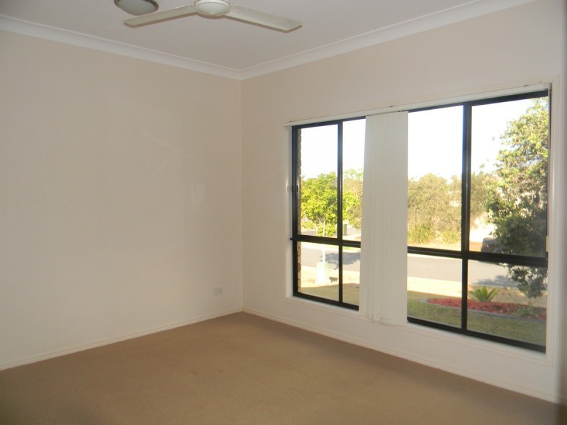 15 Bluetail Crescent, Upper Coomera QLD 4209