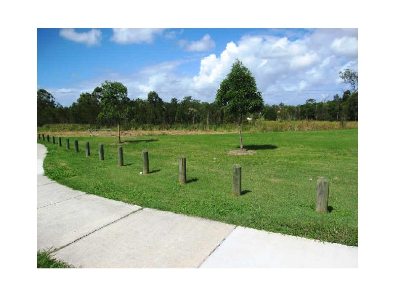 1/11 Goldcrest Drive, Upper Coomera QLD 4209