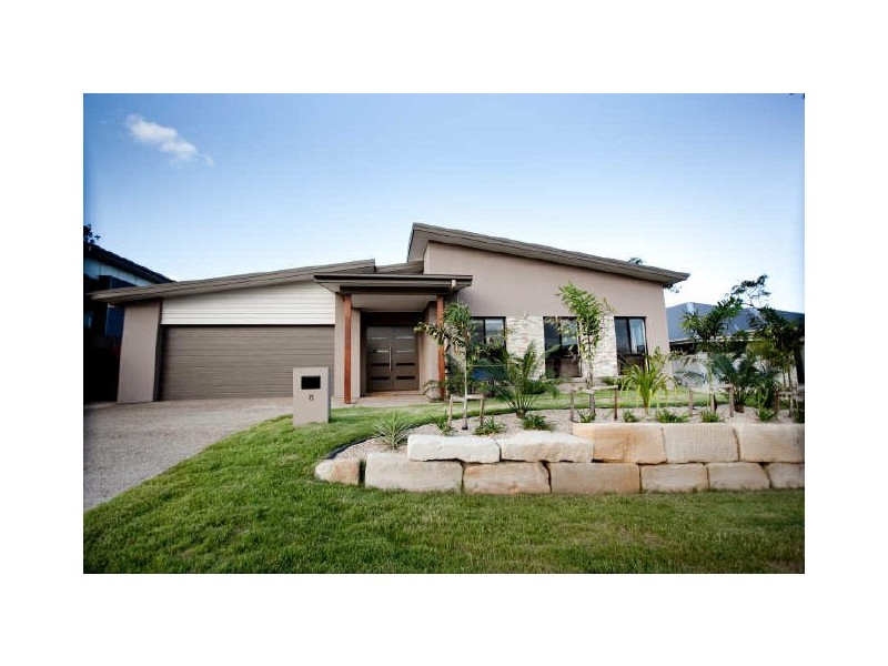 8 Daintree Drive, Coomera QLD 4209