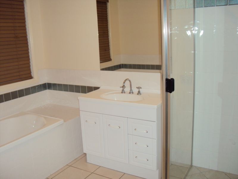 28 Glentree Avenue, Upper Coomera QLD 4209